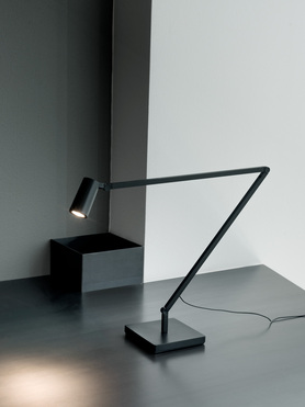 UNTITLED TABLE / WALL SPOT